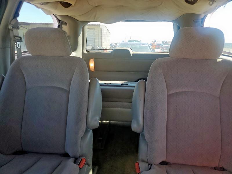 Photo 10 from auction – 2003 DODGE GRAND CARA with VIN 2D4GP44343R220311