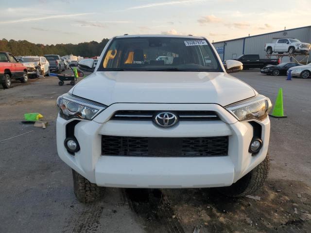 Photo 5 from auction – 2020 TOYOTA 4RUNNER SR with VIN JTEBU5JR4L5774407