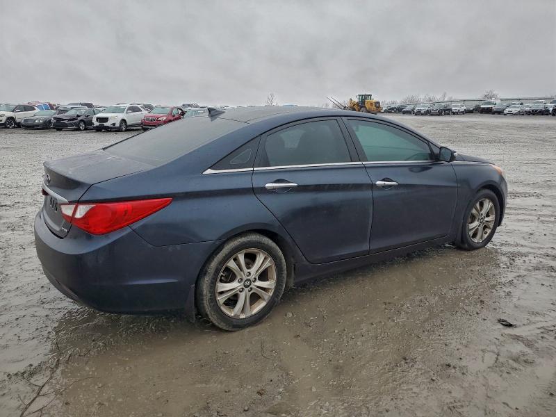 Foto 3 de la subasta – 2012 HYUNDAI SONATA SE con VIN 5NPEC4AC9CH435717