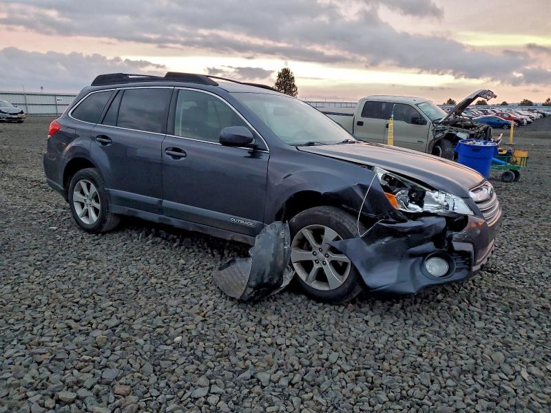 Photo 4 from auction – 2013 SUBARU OUTBACK 2. with VIN 4S4BRBCC1D3235782