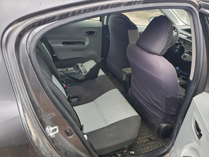 Photo 10 from auction – 2014 TOYOTA PRIUS C with VIN JTDKDTB32E1059140