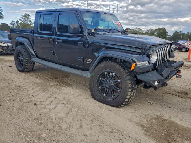 Photo 4 from auction – 2020 JEEP GLADIATOR with VIN 1C6HJTFG3LL137241