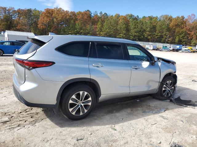 Photo 3 from auction – 2021 TOYOTA HIGHLANDER with VIN 5TDGZRBH1MS070203