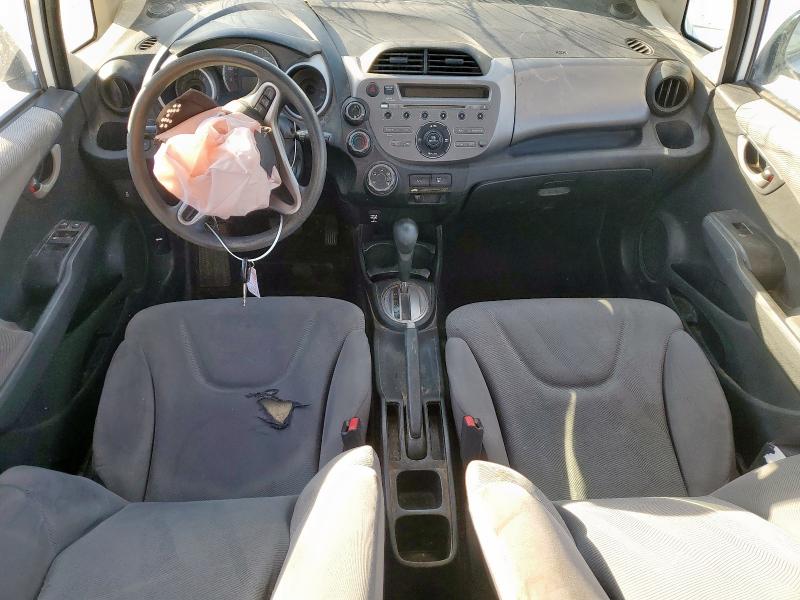 Photo 8 from auction – 2013 HONDA FIT with VIN JHMGE8H33DC047314