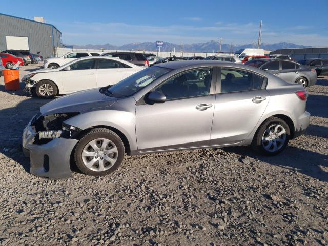 MAZDA 3 I 2013 with VIN JM1BL1UP5D1772040 - Photo from auction