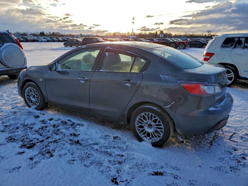 Photo 2 from auction – 2010 MAZDA 3 I with VIN JM1BL1SF2A1292978