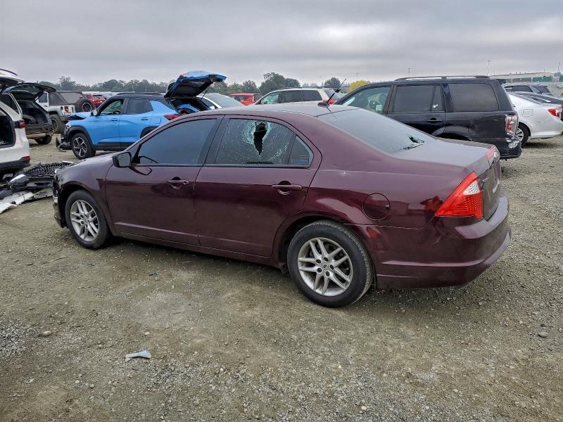Photo 2 from auction – 2011 FORD FUSION S with VIN 3FAHP0GA3BR322069