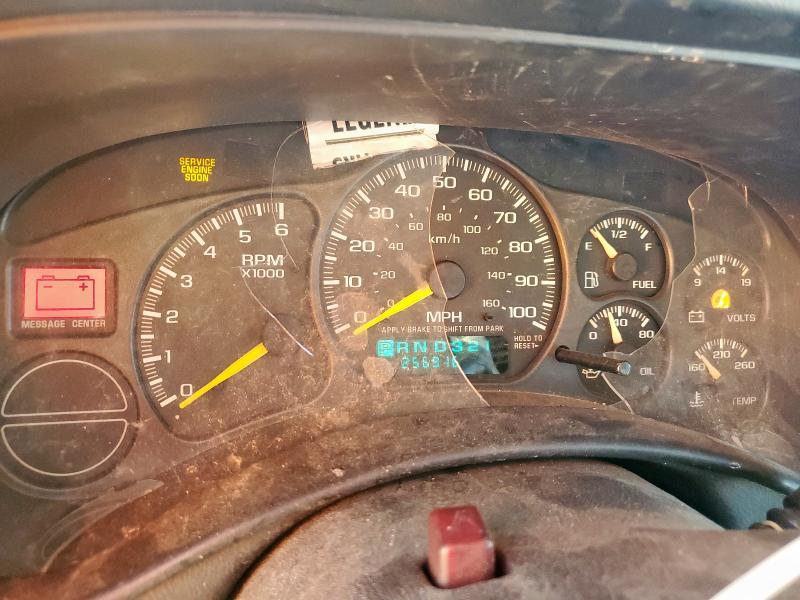 Photo 9 from auction – 1999 CHEVROLET SILVERADO with VIN 2GCEC19T2X1120025