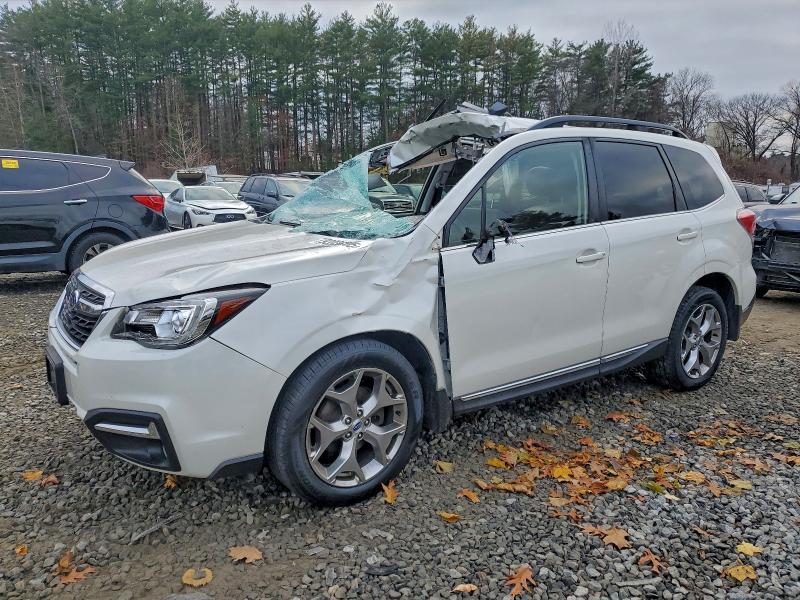 SUBARU FORESTER 2 2017 with VIN JF2SJATCXHH593785 - Photo from auction