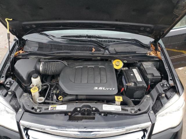 Photo 12 from auction – 2015 CHRYSLER TOWN & COU with VIN 2C4RC1BG9FR553078