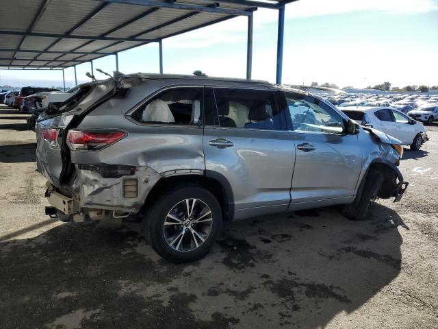 Photo 3 from auction – 2016 TOYOTA HIGHLANDER with VIN 5TDJKRFH2GS265476
