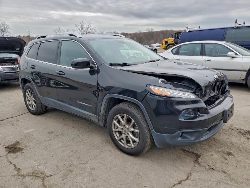 Photo 4 from auction – 2016 JEEP CHEROKEE L with VIN 1C4PJMCS9GW375392