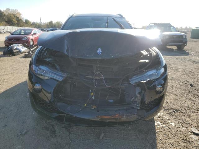 Photo 5 from auction – 2021 MASERATI LEVANTE with VIN ZN661XUA8MX363497