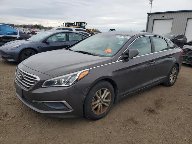 HYUNDAI SONATA SE 2017 with VIN 5NPE24AF9HH523932 - Photo from auction