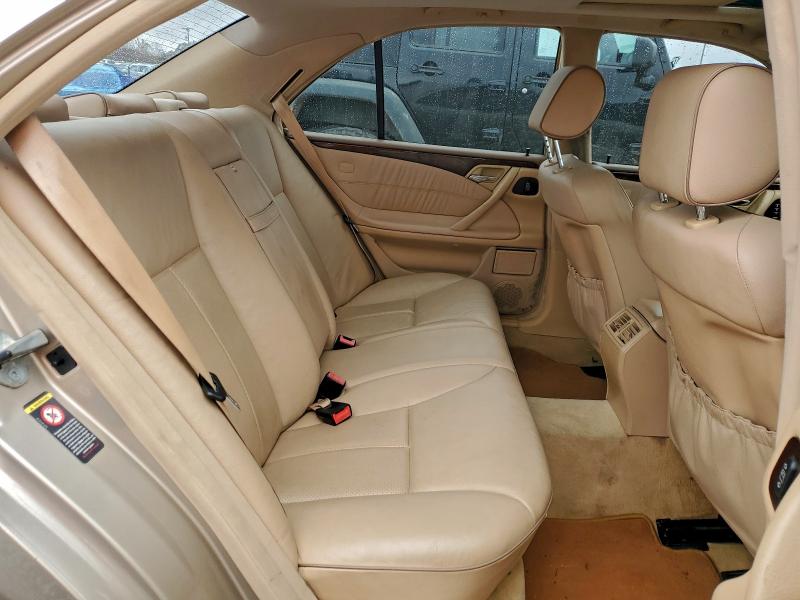 Photo 10 from auction – 2000 MERCEDES-BENZ E-320 with VIN WDBJF65J4YB111091