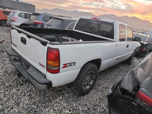 Photo 3 from auction – 2003 GMC NEW SIERRA with VIN 1GTEK19T43E377067