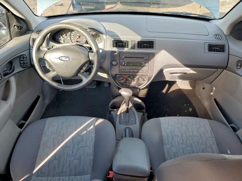 Photo 8 from auction – 2005 FORD FOCUS ZX4 with VIN 1FAFP34N15W310293