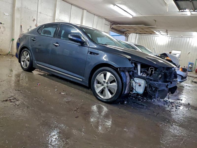 Photo 4 from auction – 2014 KIA OPTIMA HYB with VIN KNAGN4AD5E5068939