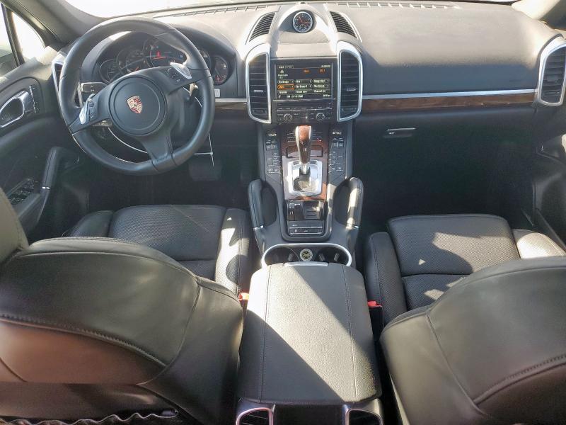 Photo 8 from auction – 2013 PORSCHE CAYENNE with VIN WP1AF2A24DLA41068