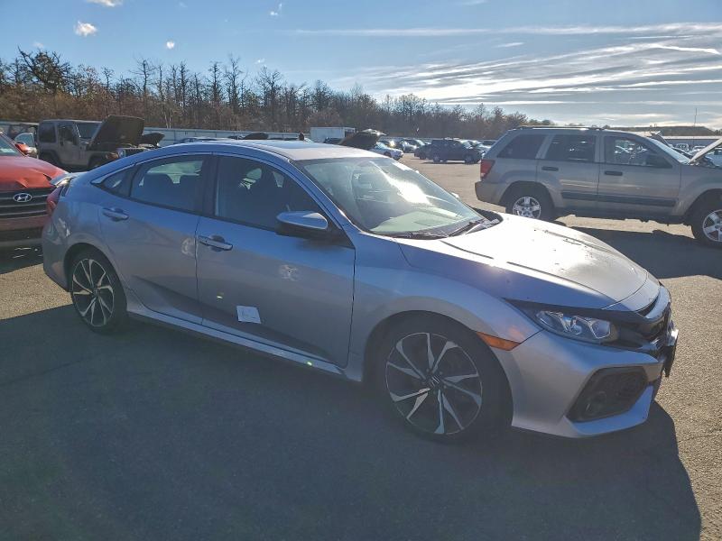 Photo 4 from auction – 2019 HONDA CIVIC SI with VIN 2HGFC1E54KH703175