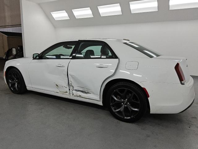 Photo 2 from auction – 2023 CHRYSLER 300 S with VIN 2C3CCABGXPH637038