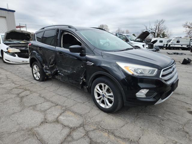 Photo 4 from auction – 2017 FORD ESCAPE with VIN 1FMCU0GD7HUE46446