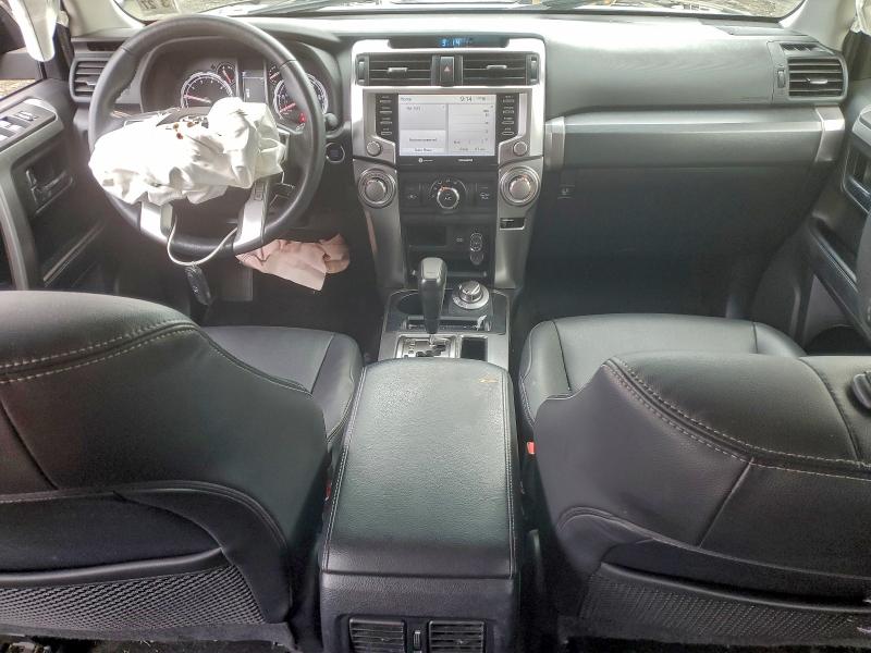 Photo 8 from auction – 2022 TOYOTA 4RUNNER SR with VIN JTESU5JRXN6065199