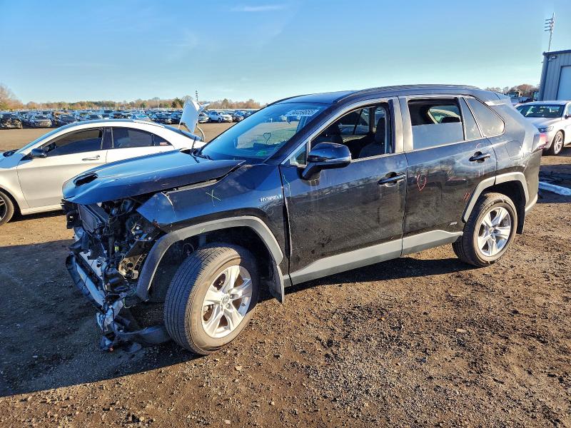 TOYOTA RAV4 LE 2021 with VIN 2T3M6RFV3MW012491 - Photo from auction