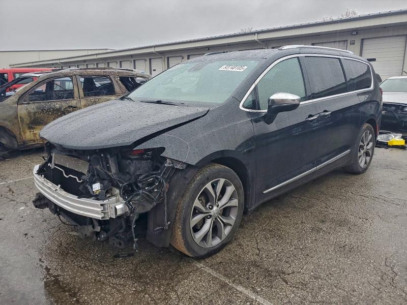 CHRYSLER PACIFICA L 2020 with VIN 2C4RC1GG5LR225032 - Photo from auction