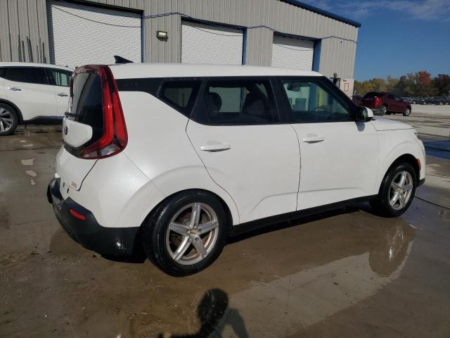 Photo 3 from auction – 2020 KIA SOUL LX with VIN KNDJ23AUXL7091369