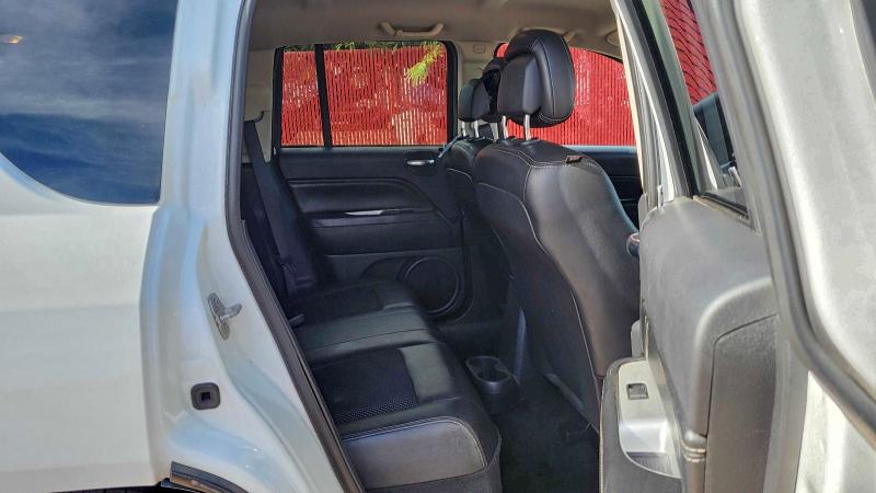 Photo 6 from auction – 2016 JEEP COMPASS LA with VIN 1C4NJCEA8GD666791