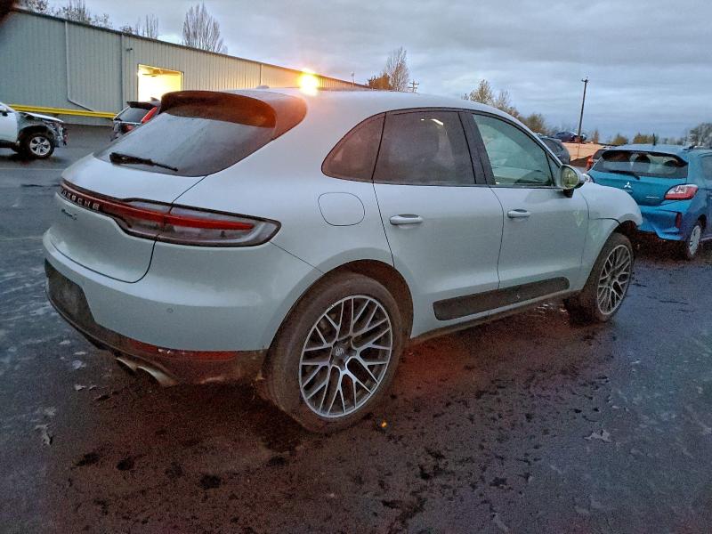 Photo 3 from auction – 2020 PORSCHE MACAN S with VIN WP1AB2A5XLLB32060