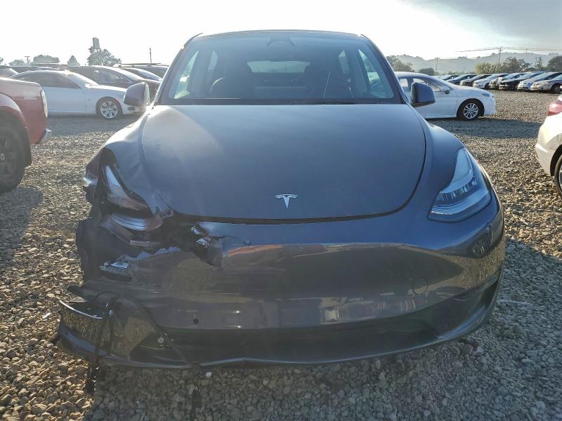 Photo 5 from auction – 2022 TESLA MODEL Y with VIN 7SAYGDEE5NF487394