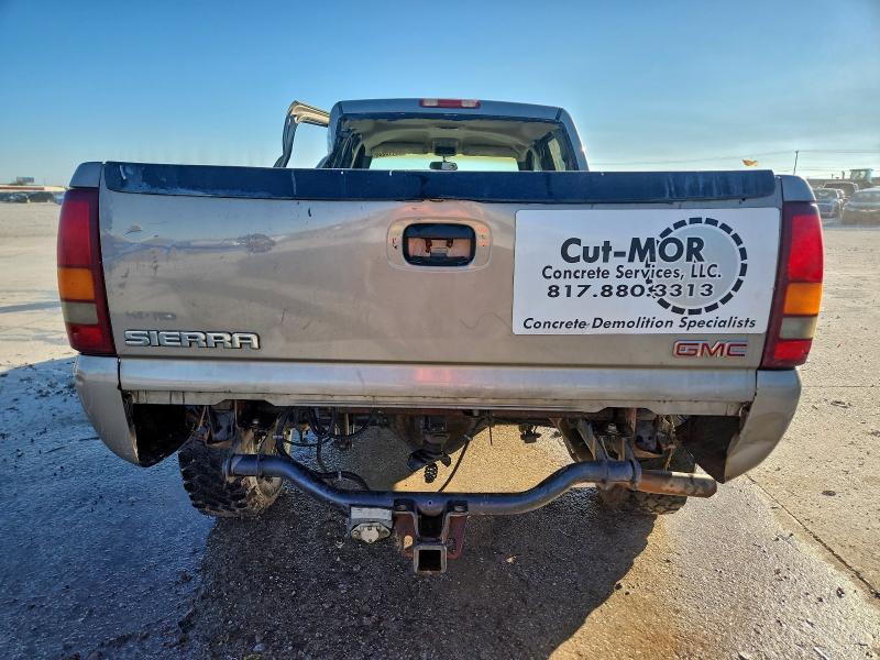 Photo 6 from auction – 2003 GMC SIERRA C15 with VIN 1GTGC13U93F173902