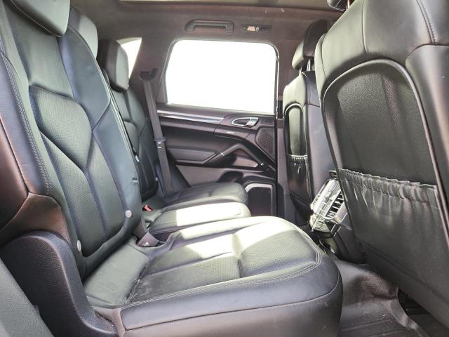 Photo 10 from auction – 2012 PORSCHE CAYENNE TU with VIN WP1AC2A24CLA84283