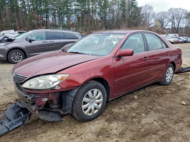 TOYOTA CAMRY LE 2005 with VIN 4T1BE32KX5U098007 - Photo from auction