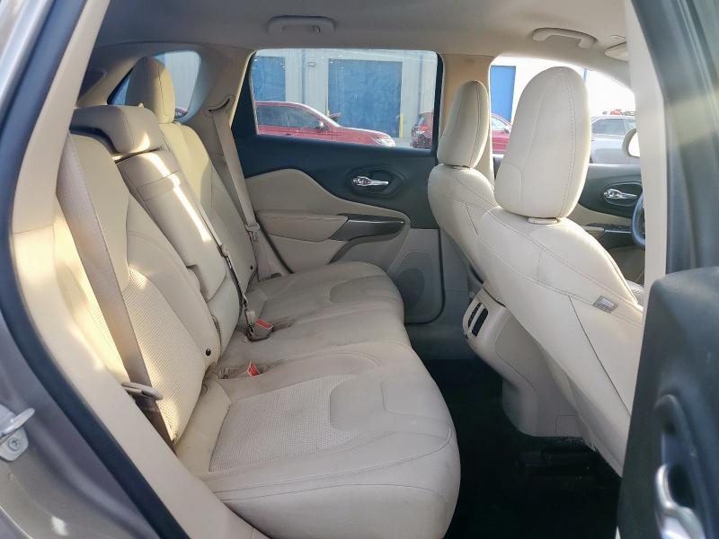 Photo 11 from auction – 2019 JEEP CHEROKEE L with VIN 1C4PJLCB0KD264390