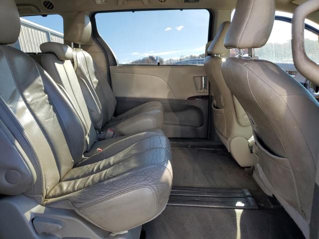 Photo 11 from auction – 2013 TOYOTA SIENNA XLE with VIN 5TDYK3DC8DS283396