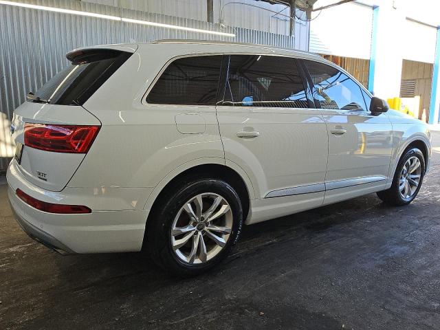 صورة رقم 3 من المزاد - 2017 AUDI Q7 PREMIUM مع VIN WA1LAAF79HD030200