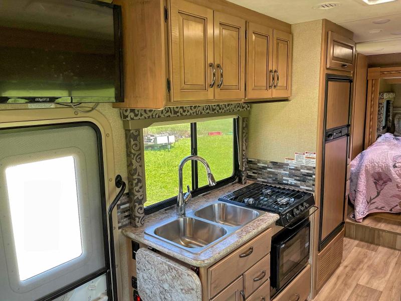 Photo 12 from auction – 2017 MERCEDES-BENZ SPRINTER 3 with VIN WDAPF4CC7H9718357
