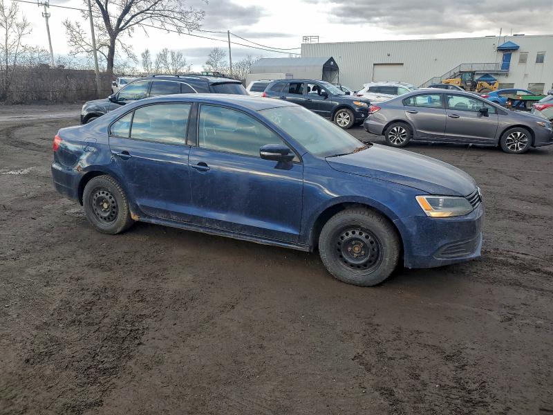 Photo 4 from auction – 2014 VOLKSWAGEN JETTA BASE with VIN 3VW2K7AJ9EM427312