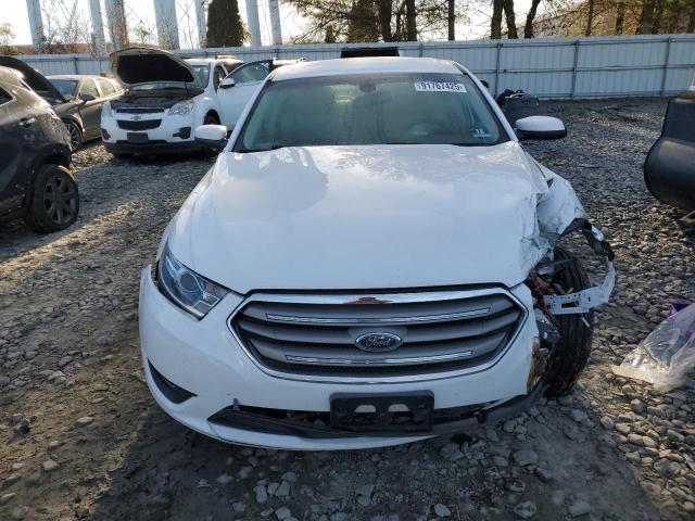 Photo 5 from auction – 2018 FORD TAURUS SEL with VIN 1FAHP2E80JG120422