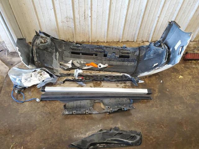 Photo 13 from auction – 2015 SUBARU FORESTER 2 with VIN JF2SJGUC0FH800201