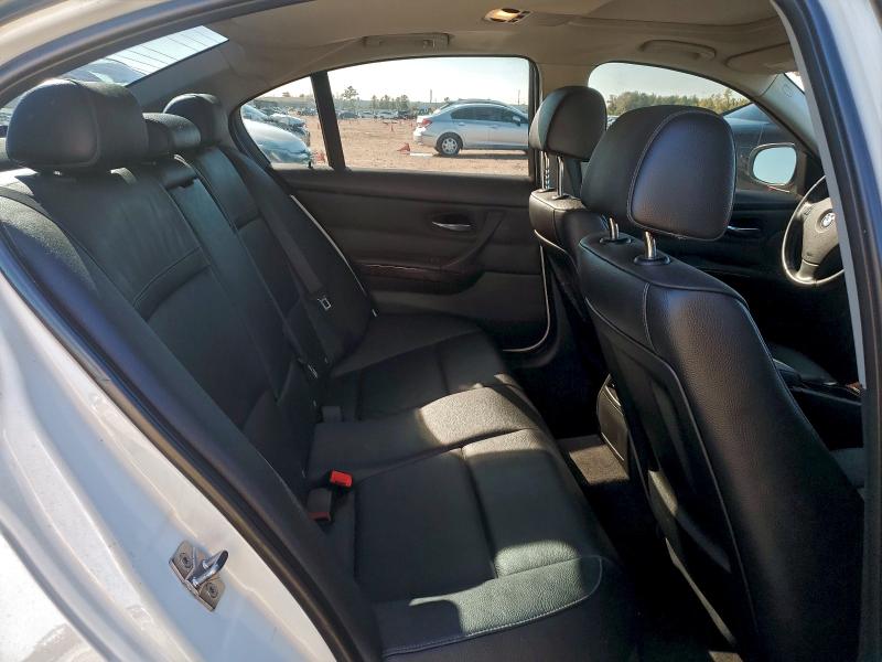 Photo 10 from auction – 2011 BMW 328 I SULE with VIN WBAPH5G55BNM76320