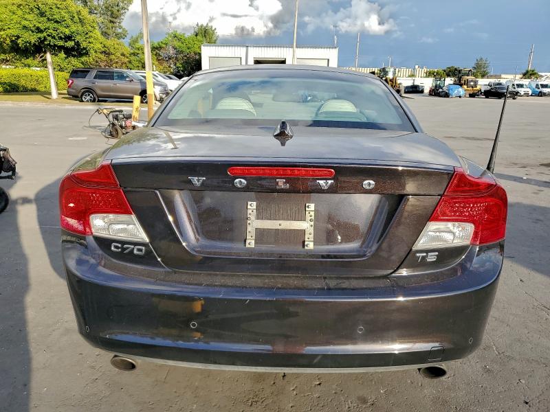 صورة رقم 6 من المزاد - 2012 VOLVO C70 T5 مع VIN YV1672MC2CJ127122