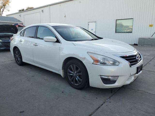 Foto 4 de la subasta – 2015 NISSAN ALTIMA 2.5 con VIN 1N4AL3AP1FC585306
