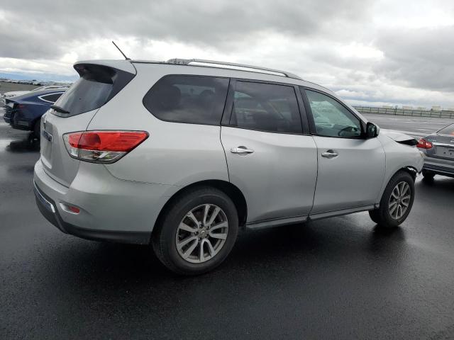Photo 3 from auction – 2015 NISSAN PATHFINDER with VIN 5N1AR2MN1FC673085