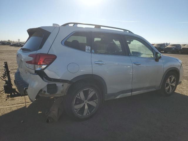 Photo 3 from auction – 2019 SUBARU FORESTER T with VIN JF2SKAWC1KH517548
