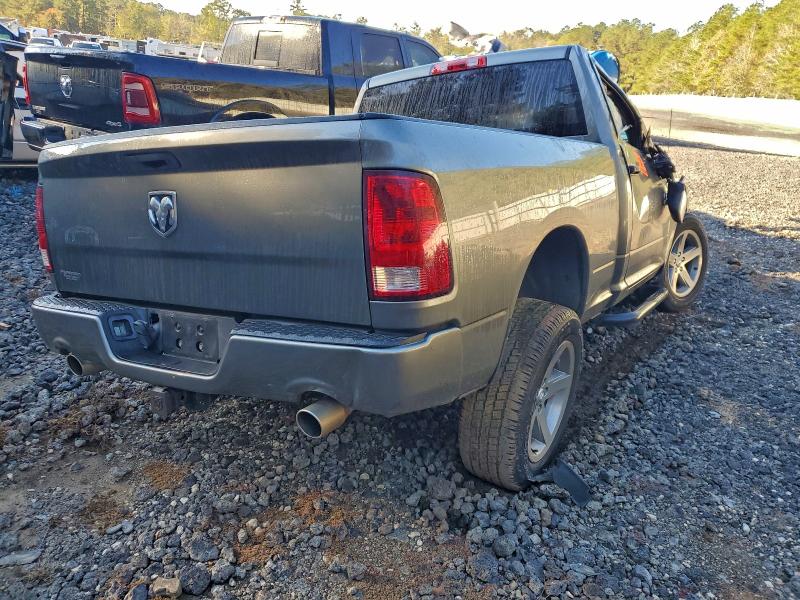 Photo 3 from auction – 2013 RAM 1500 ST with VIN 3C6JR6ATXDG586771