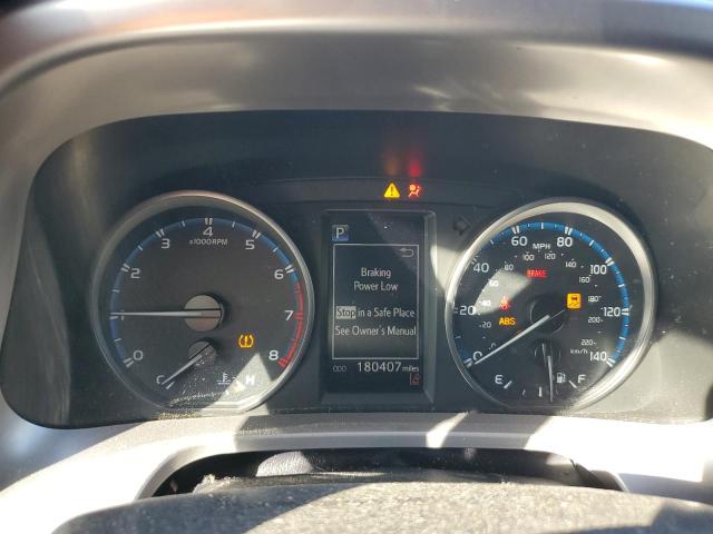 Photo 9 from auction – 2018 TOYOTA RAV4 LE with VIN JTMBFREV4JD241957
